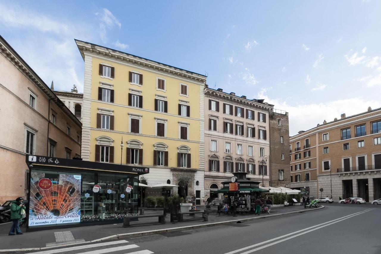 Lägenhet Cozy Wooden Apt In Piazza Navona Rom